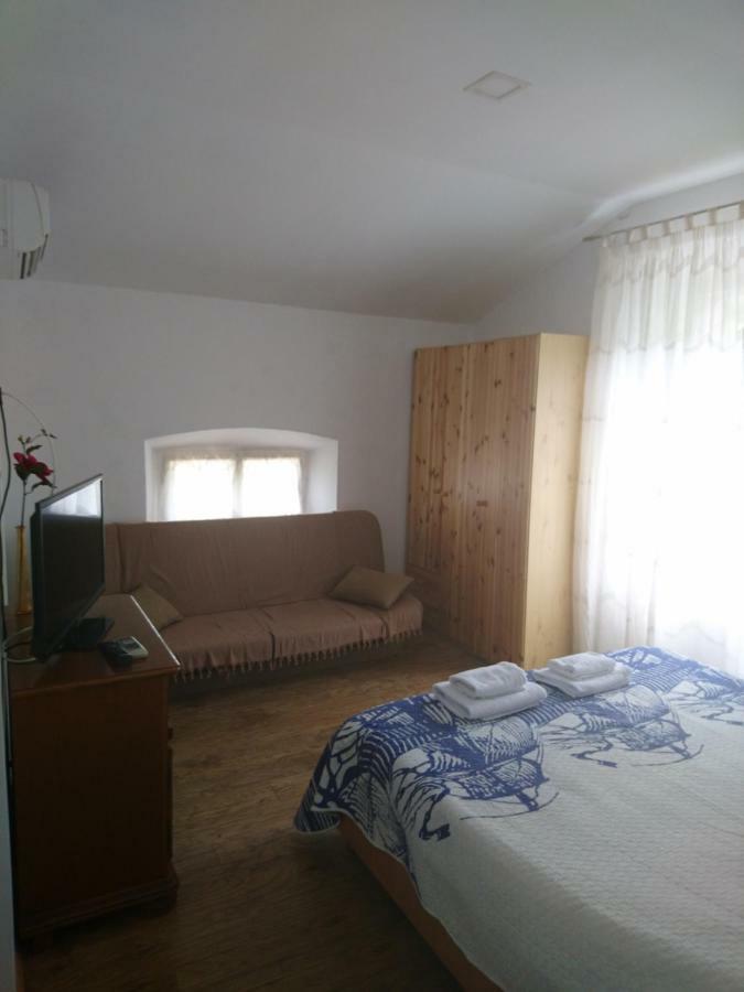 Apartment Dalmatinac Ivo Polače Kültér fotó